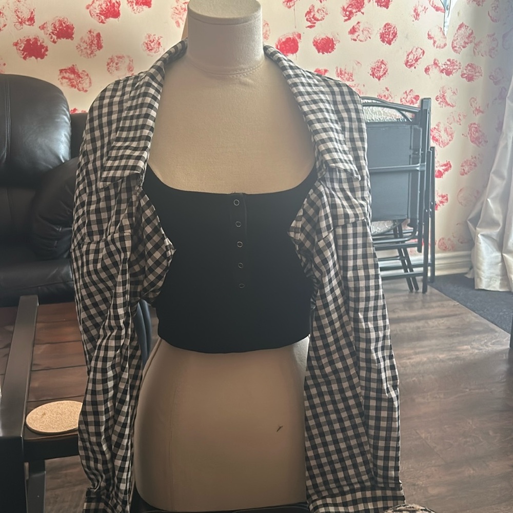 DAZY Gingham Print Micro Crop Blouse Without Tank Top